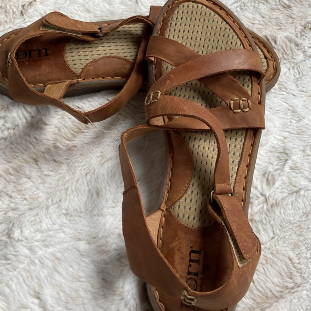 Born Women's Tan Leather Sandals